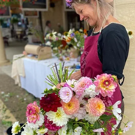ゲストハウス Fleurs D'esse Saint-Paul-la-Roche